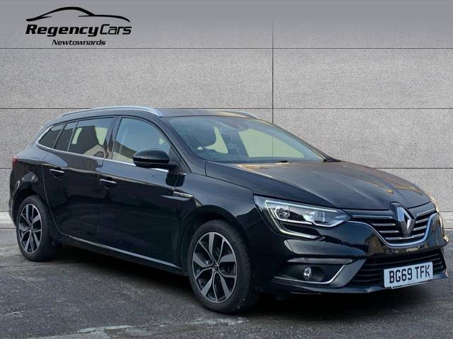 Renault Megane 1.3 TCE Iconic 5dr Estate Petrol BLACK