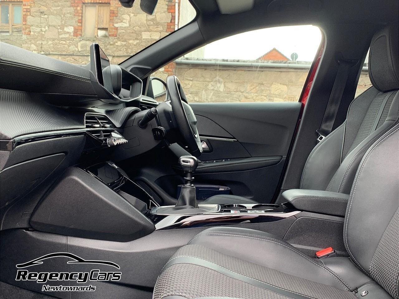 Peugeot 208 1.2 PureTech 100 GT 5dr