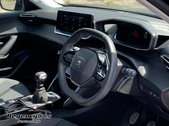 2022 Peugeot 2008 1.2 PureTech Allure Premium 5dr