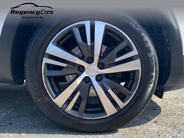 2023 Peugeot 5008 1.2 PureTech Allure Premium+ 5dr EAT8