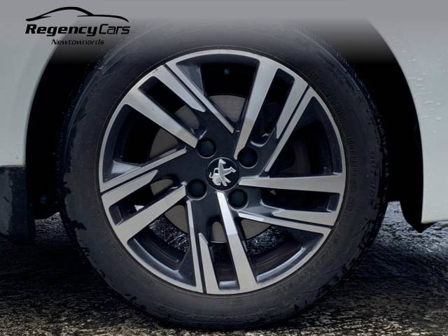2022 Peugeot 208 1.2 PureTech 100 Allure Premium + 5dr