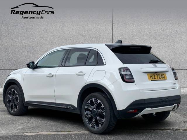 2025 Fiat 600 1.2 Hybrid 48V La Prima 5dr eDCT-6