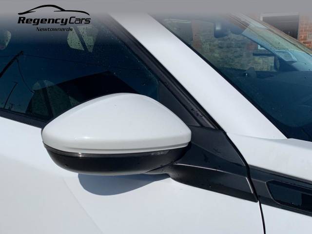 2022 Peugeot 2008 1.2 PureTech Allure Premium 5dr