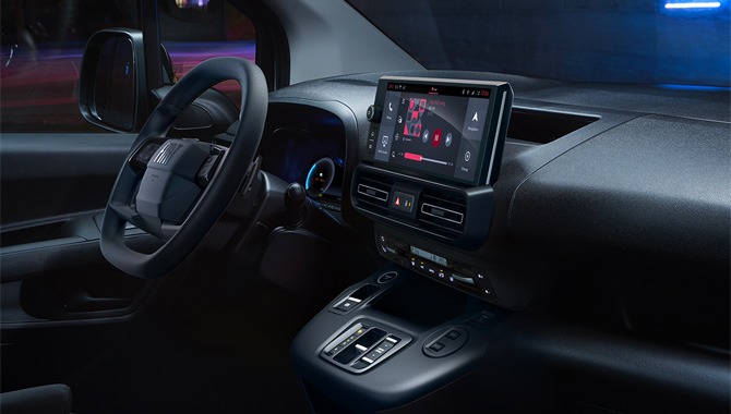 New Fiat e-Doblò - Interior